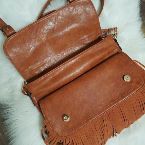 Brown faux leather fringe crossbody purse handbag - Picture 3 of 7